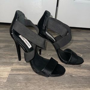 Steve Madden black heels